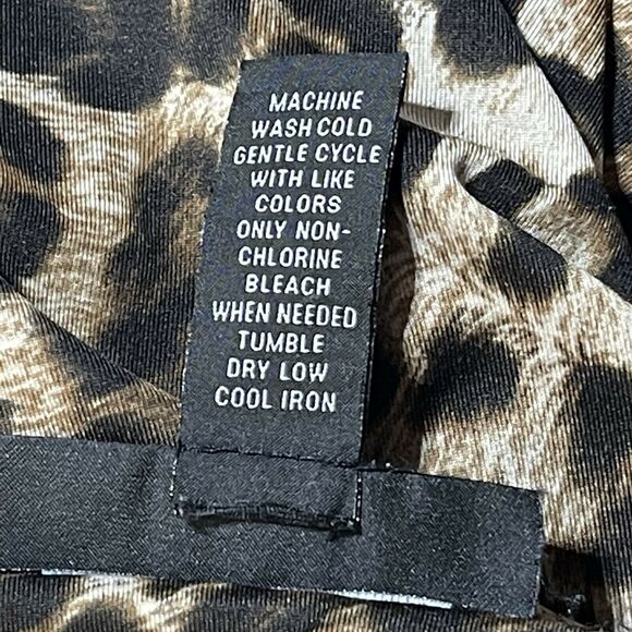 INC International Concepts Medium Ruched 3/4 Sleeve Stretch Belted Surplice Neck - Picture 8 of 8